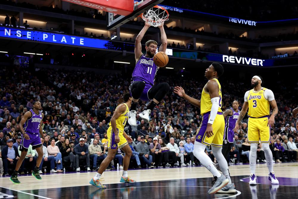 摘得金牌 摘得金牌