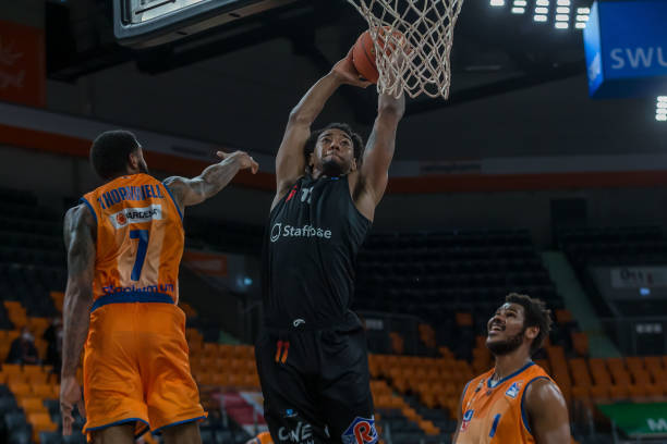 赵岩昊不仅 赵岩昊不仅