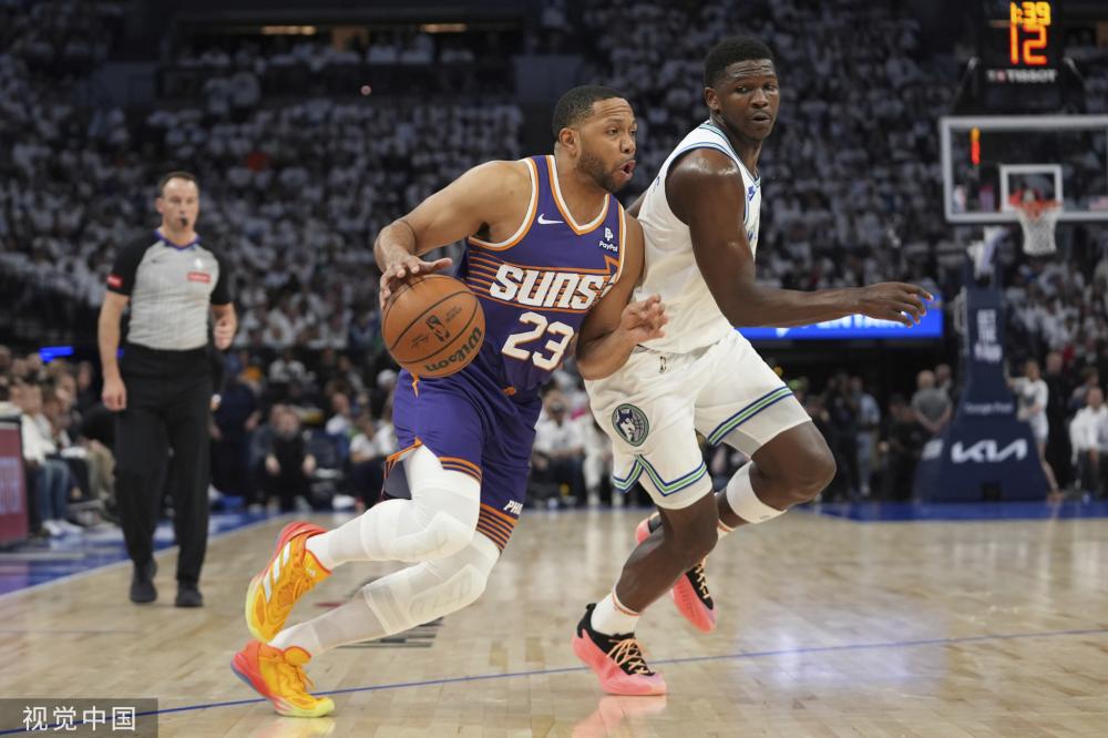 相比之下 相比之下