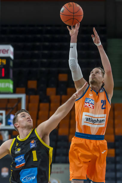 强大威胁 强大威胁