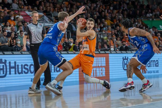 青训与市场 青训与市场